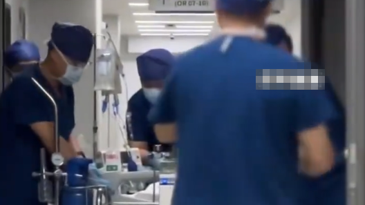 大学生遭车祸命悬一线 交警通知被父母当诈骗