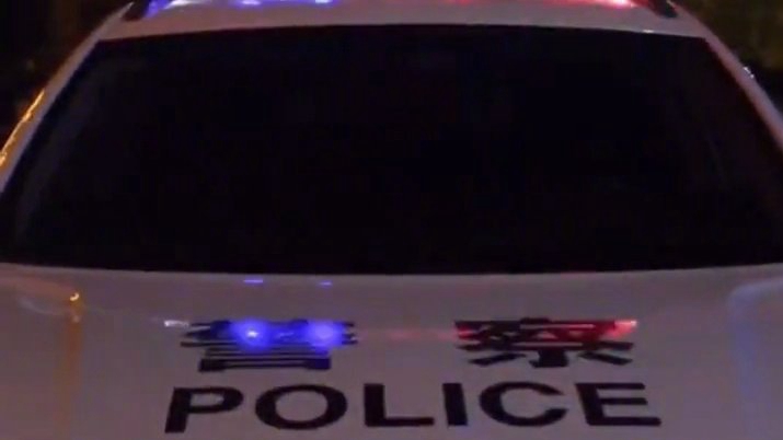 西安警方通报一家人去洗浴妻子称遭猥亵：27岁男子被行拘