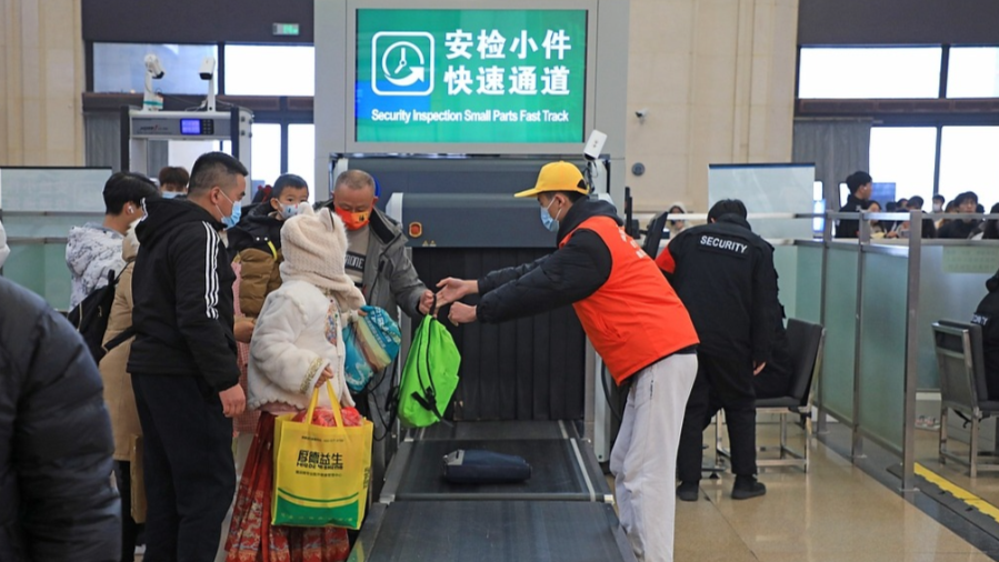 白酒、充电宝能过安检吗？火车携带物品指南来了！