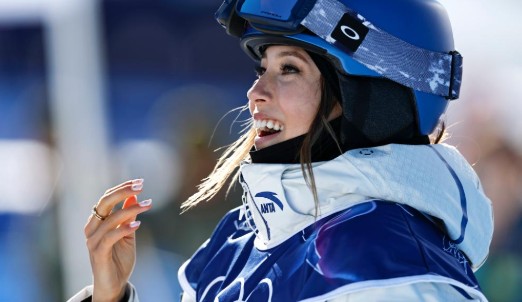 2月9日看点：谷爱凌携手队友冲击中国军团首金