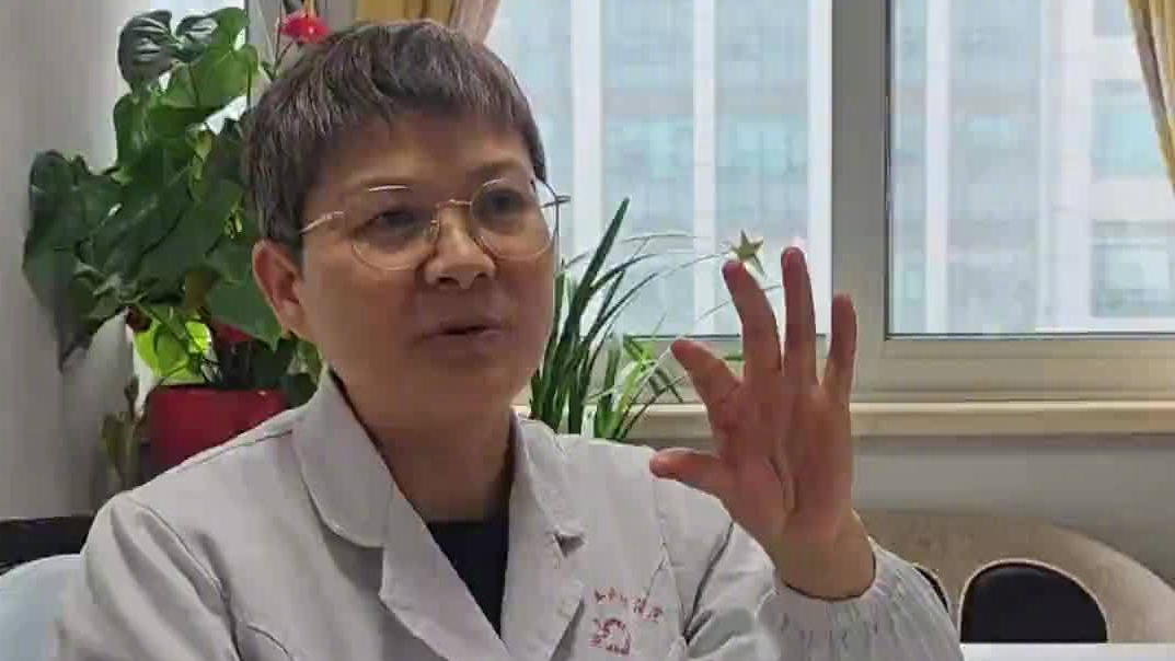 网红“保罗在美国”称妻子产后三级撕裂大出血，医生科普