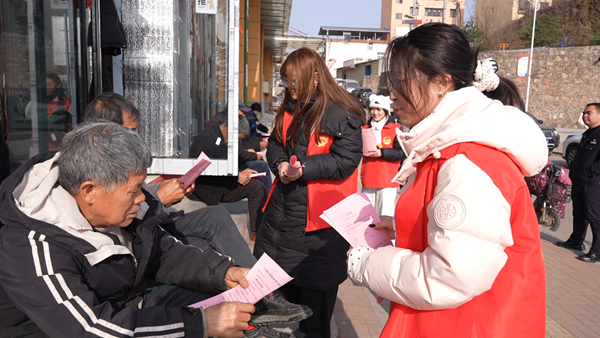 鲁山县：节前宣传反诈忙 力守群众“身与财”