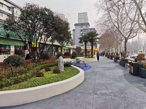 平顶山市卫东区：建东游园焕新升级 市民乐享绿色空间