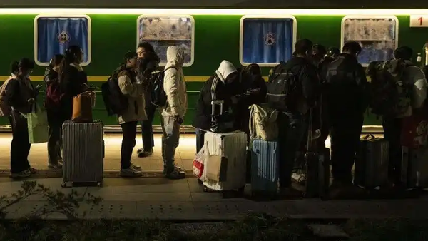 这趟列车“永不发车”，网友却建议“全国推广”！