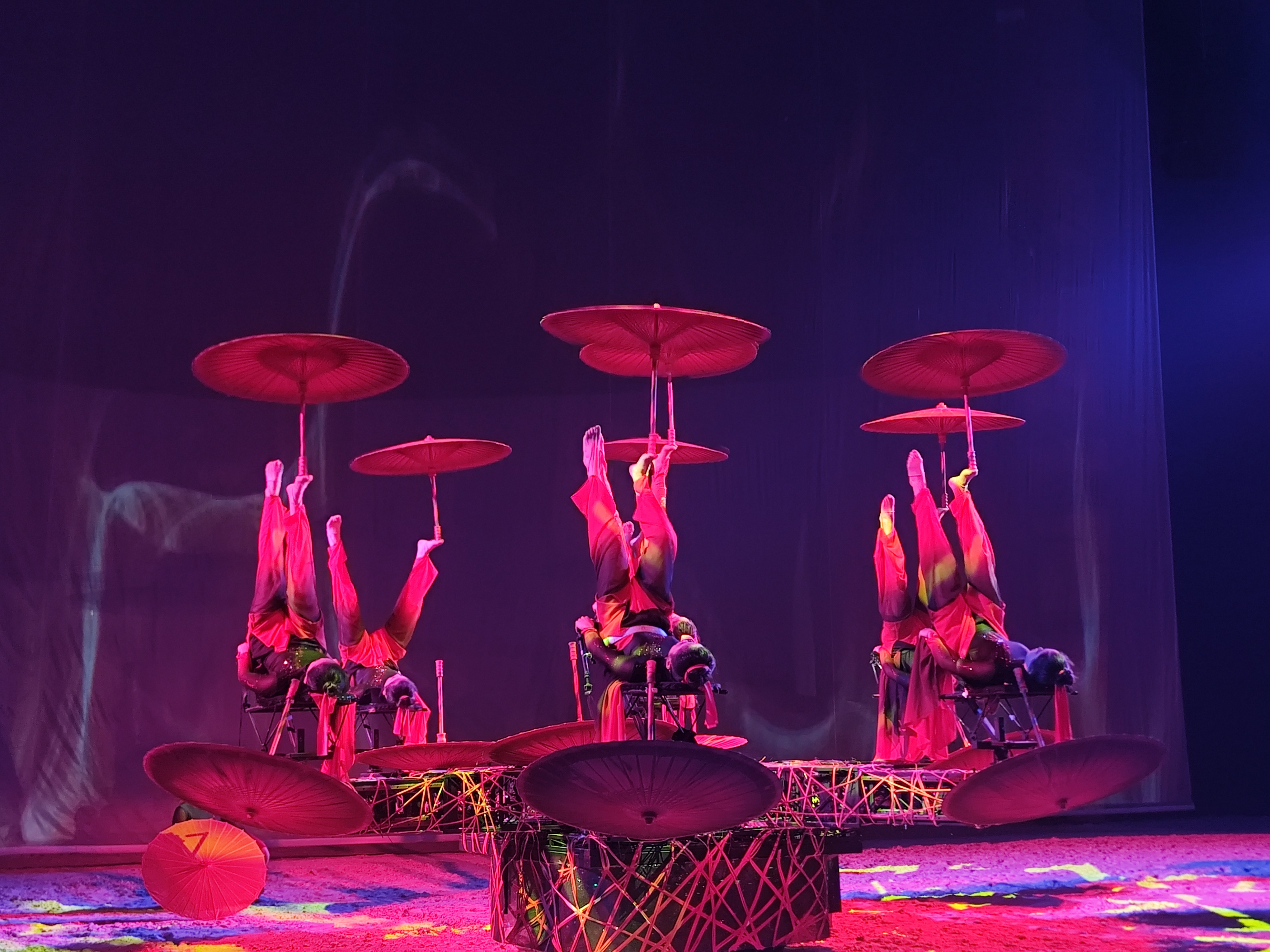 濮阳杂技再突破！《沙秀舞马·木兰无界》在濮阳首演成功