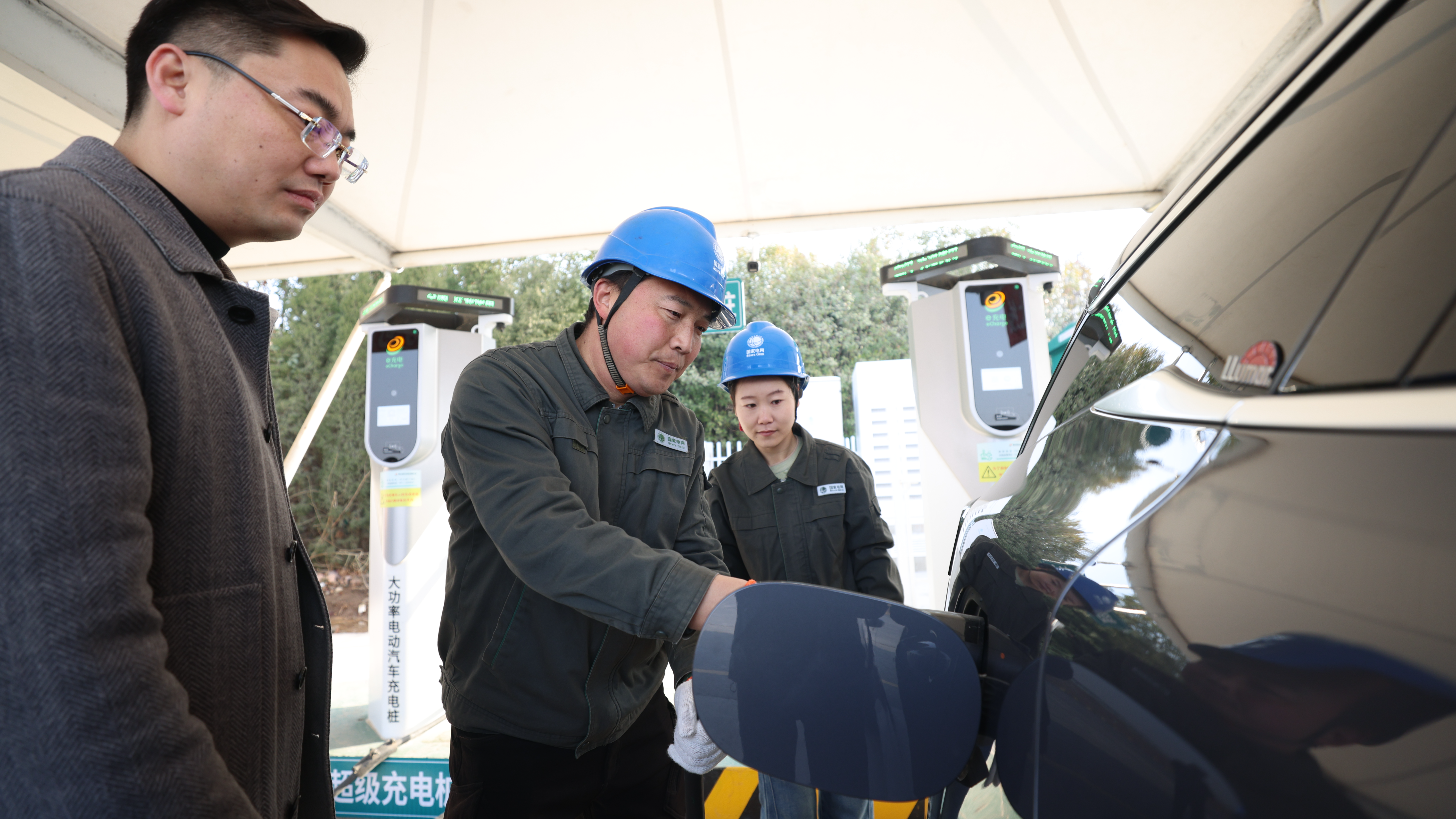 国网济源供电公司：电暖春运 护航归途