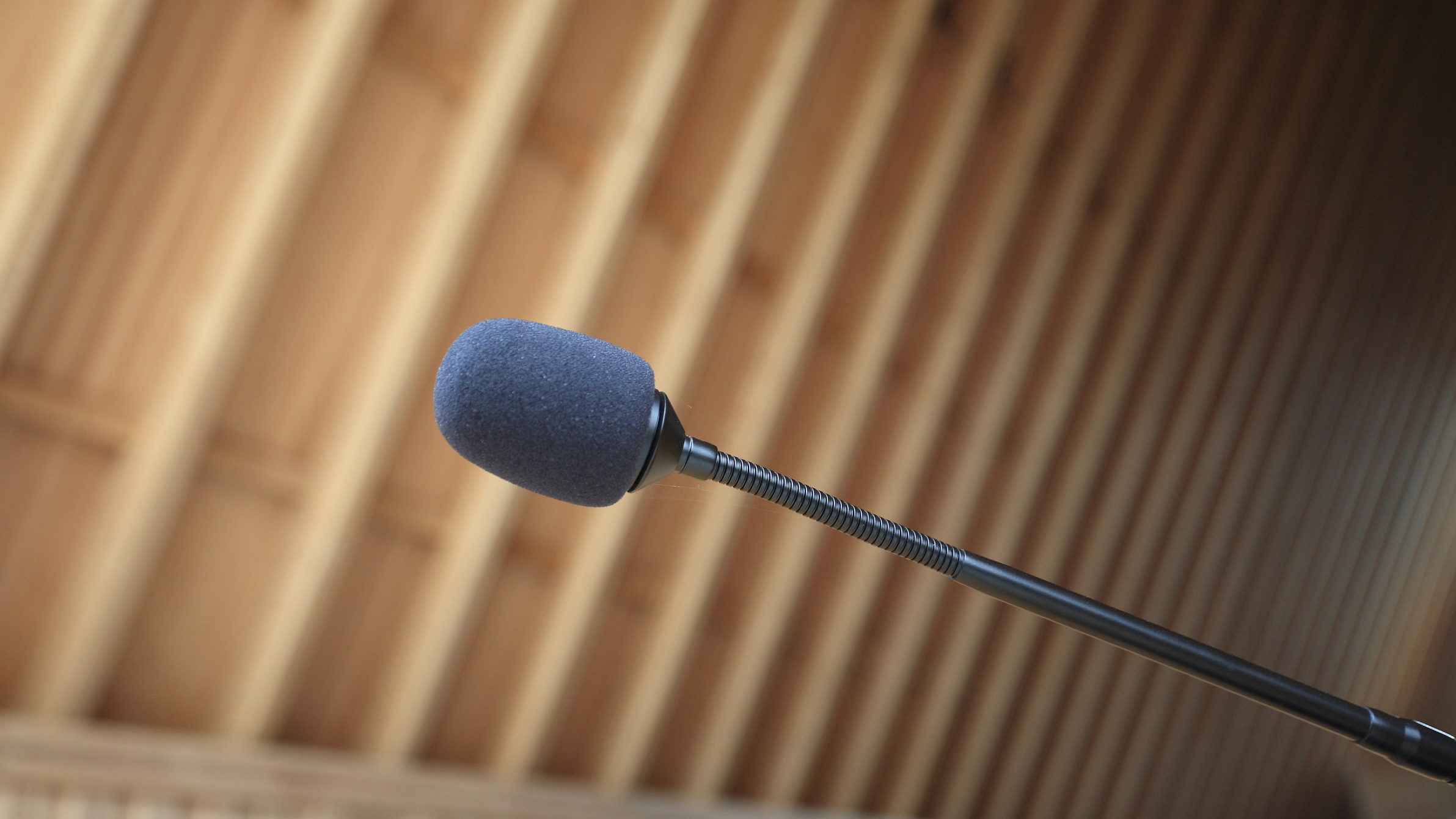 【好评中国】为民实干，在担当作为中创造政绩