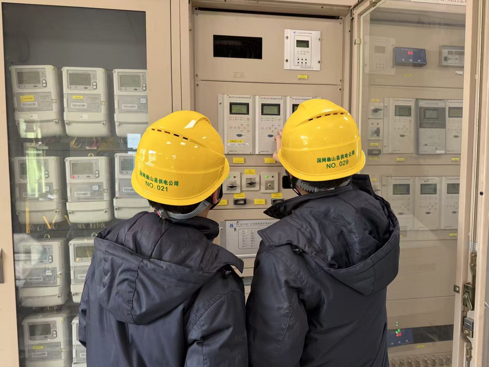 国网确山县供电公司：满格电力“闹”元宵