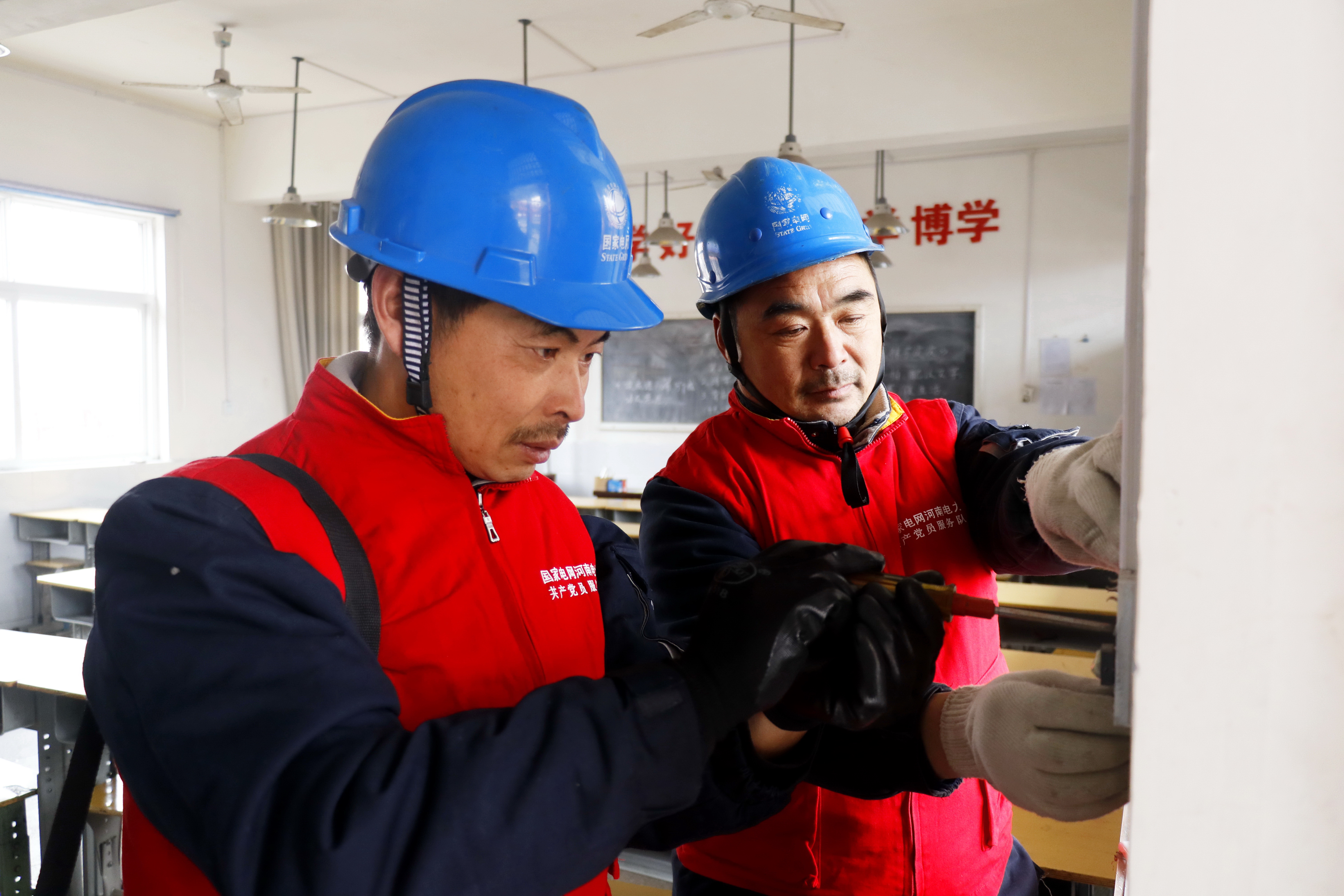 国网济源供电公司：电” 力满满 守护开学第一课