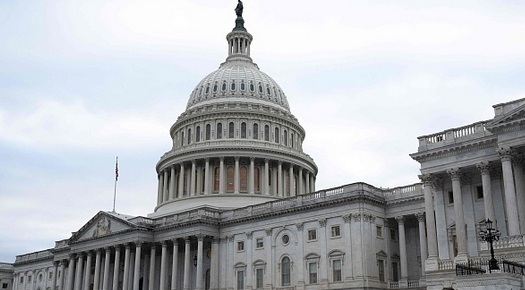 美国会众议院否决一项限制美总统发动军事行动权限的议案