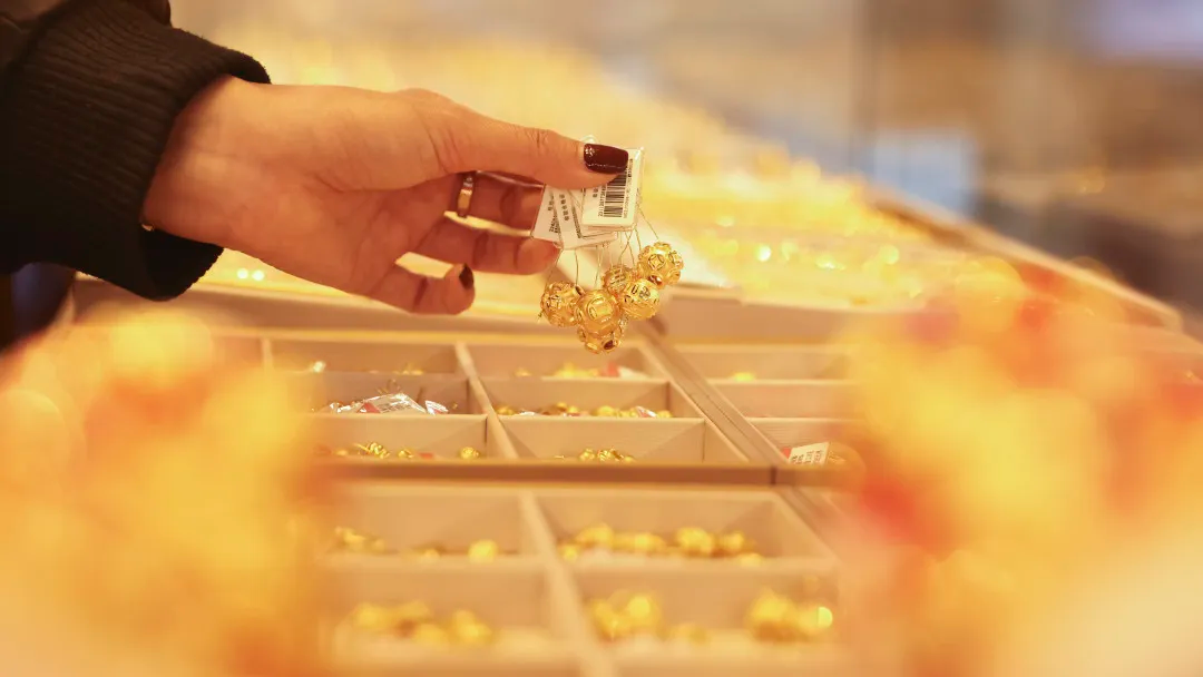 周大福、周生生等多家黄金品牌，调价！