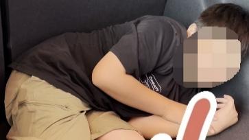 9岁男童被塞后备箱案二审开庭 孩子作证生父继母未到庭