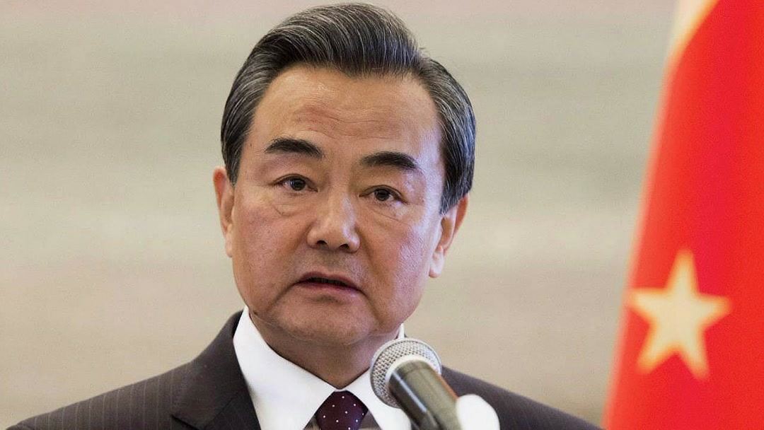 王毅同伊朗外长阿拉格齐通电话