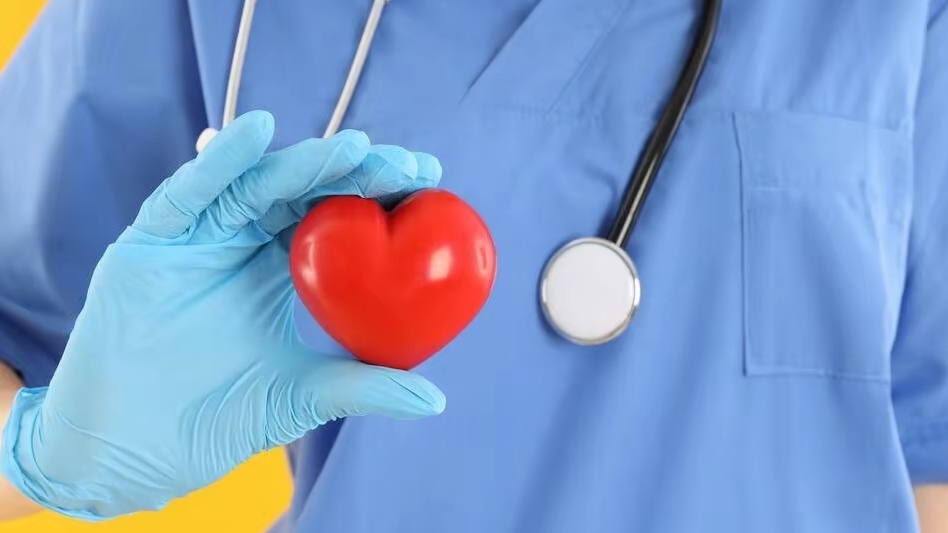 长期熬夜为什么会心脏疼？