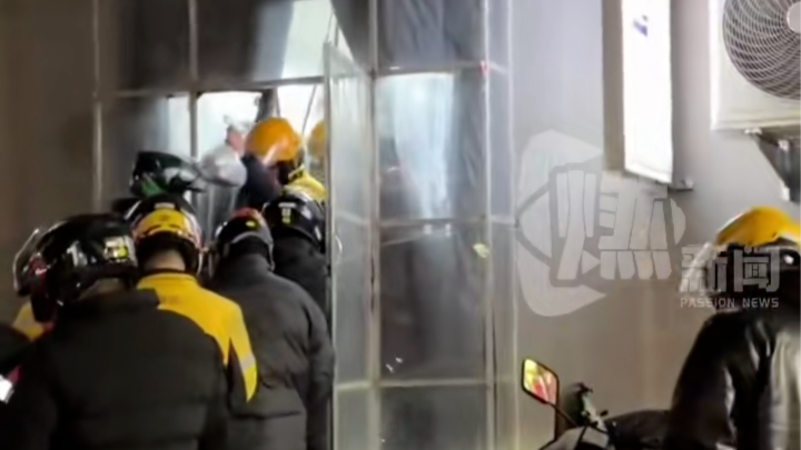 山西一饭馆把饭菜1元卖给外卖骑手 网友点赞：老板大爱!