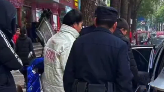 报警电话只有咳嗽声接警员秒懂，解救6名被困传销窝点群众