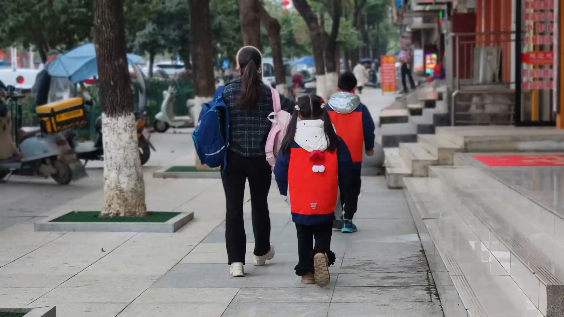 湖南虐童案：需要更多关爱，不能让创伤定义孩子未来人生