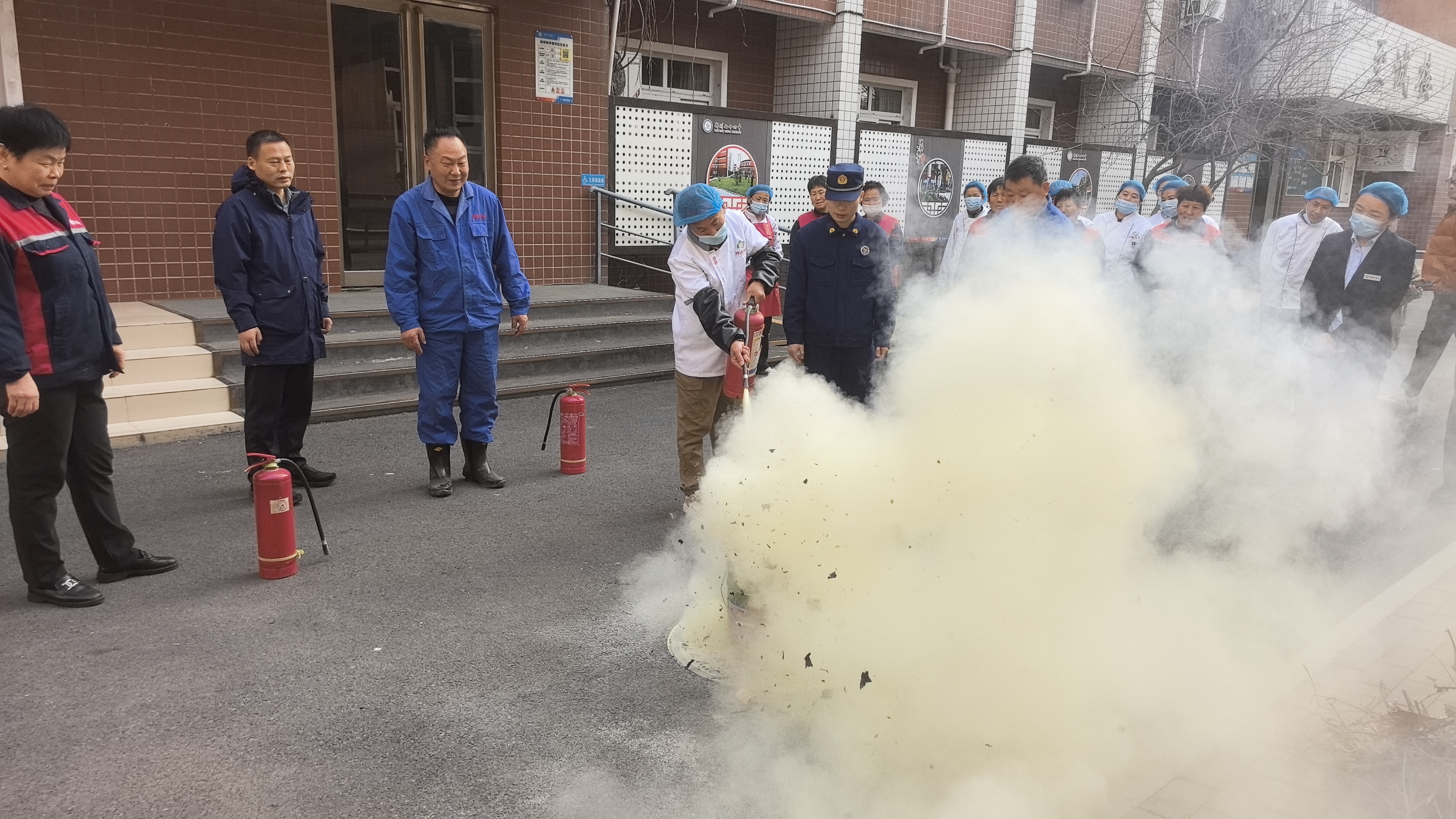 “讲解+实战”！将消防安全知识带入校园