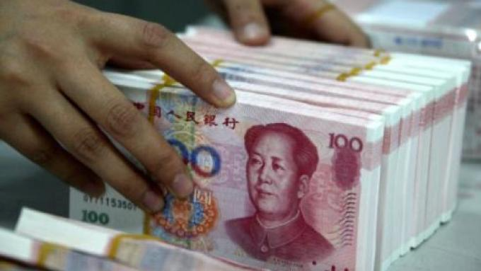 总被强塞借贷信息，“为什么这些APP都想借钱给我？”