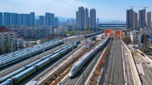 4月4日全国铁路预计发送旅客2190万人次