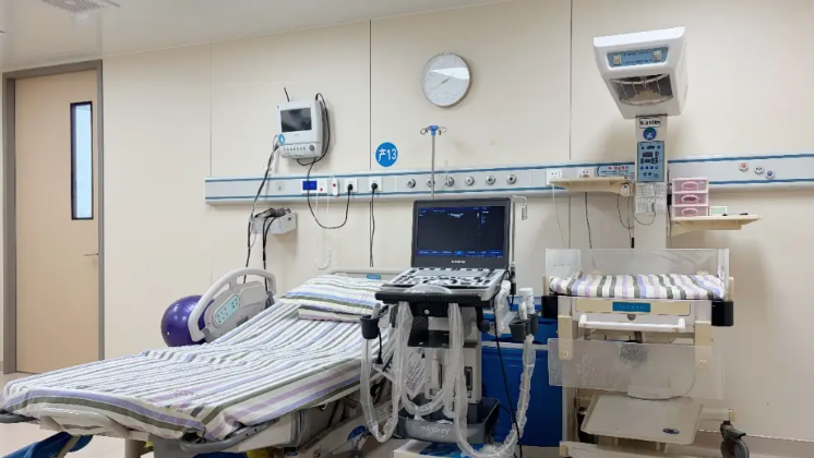 女子宫缩剧痛2小时坚持不打无痛：看了网上经验贴 医生科普