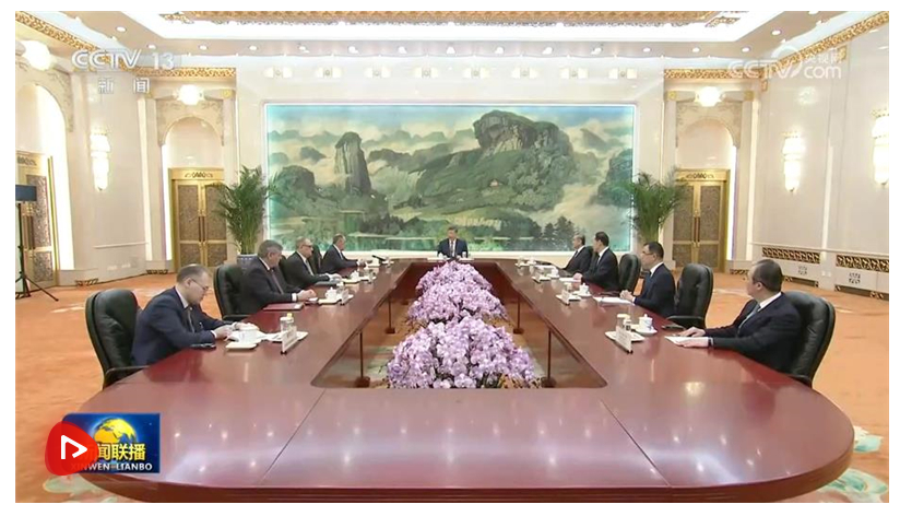 习近平会见俄罗斯外长拉夫罗夫
