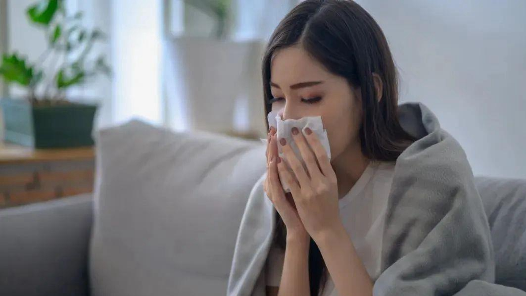 为什么以前不过敏，今年却出现了过敏症状？