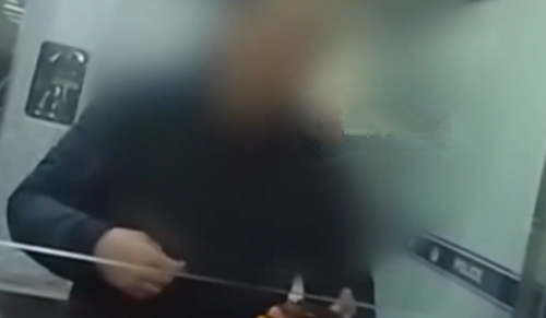 博士遭遇电信诈骗，被骗子洗脑，到派出所责骂警察10余天