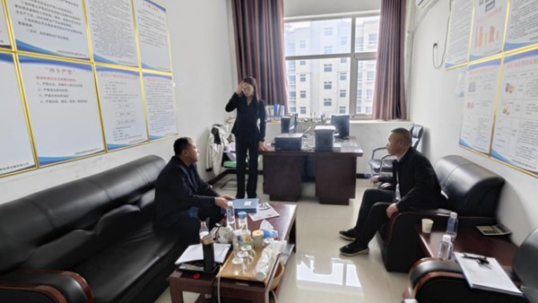 石龙区建设交通局开展 “五一”节前货运企业安全生产专项指导