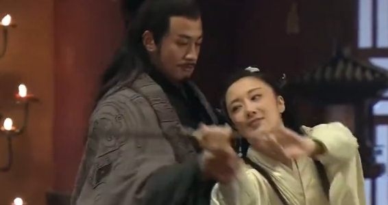 “虞姬”李依晓将赴约苏超，网友留言想看“霸王虞姬”同框