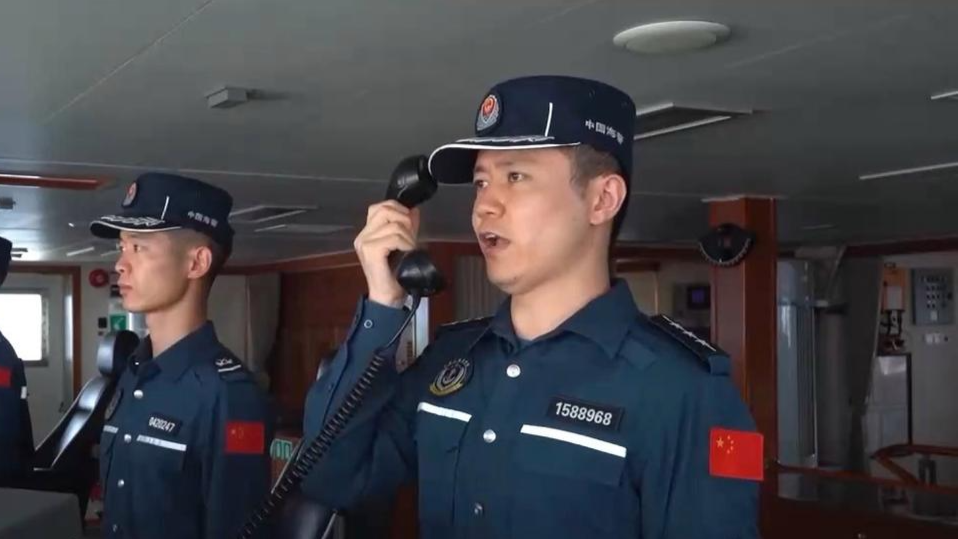现场画面公布！中方英文喊话菲船：“立即停止非法行为”
