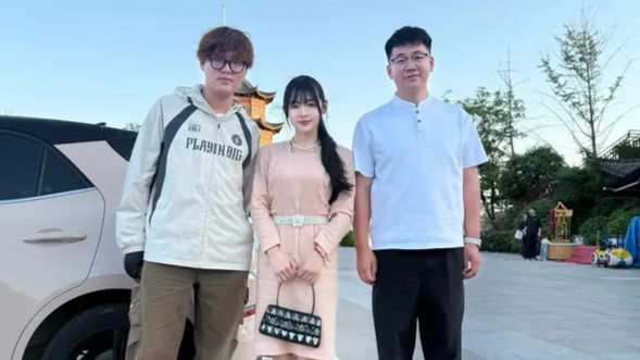 安徽一女老师点外卖，发现骑手是曾经的学生