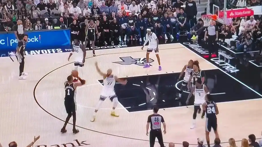 马刺主场126-97大胜森林狼 大比分3比2领先