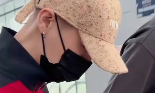 鹿晗剪了出道以来最短寸头，告别多年韩式花美男长卷发