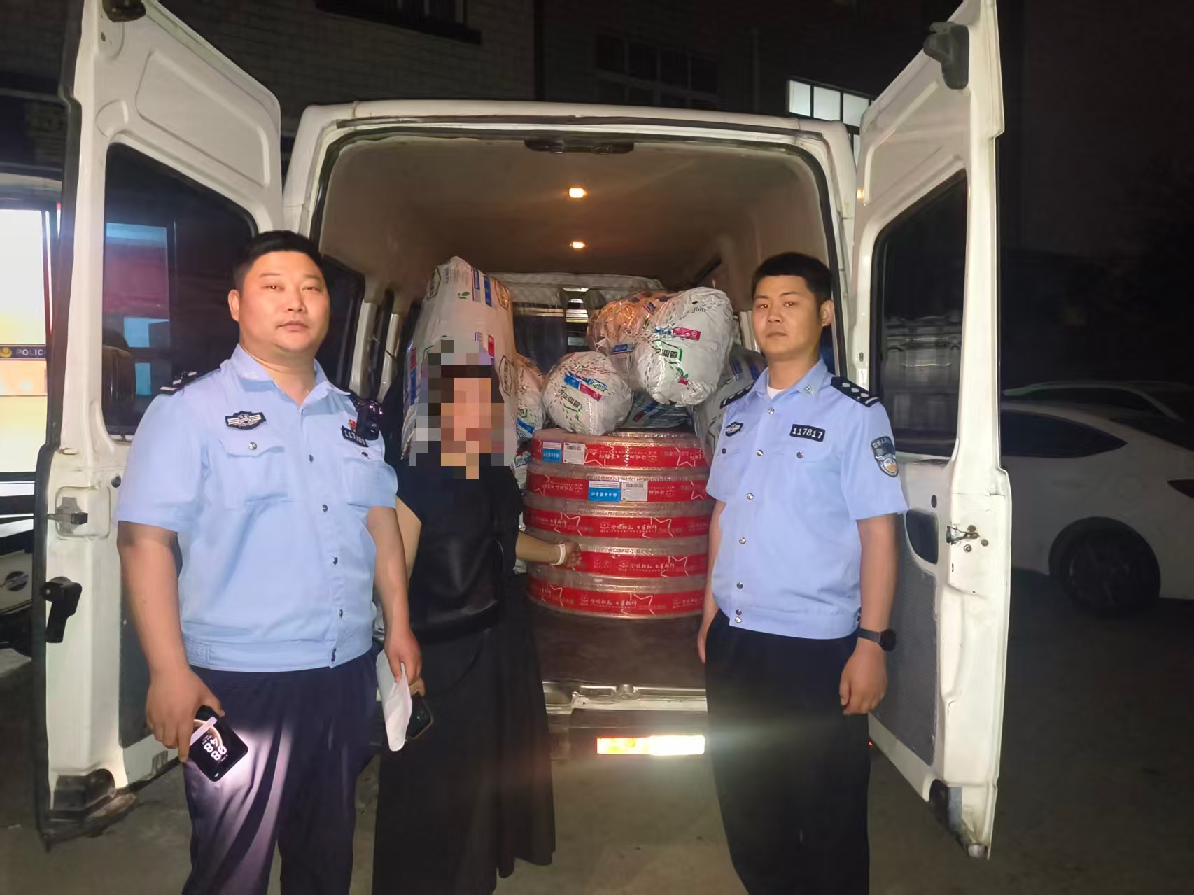 客户买铜管下单爽快还多转几千  女老板欣喜发货后竟遇麻烦