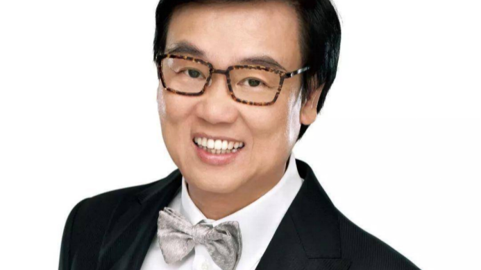 79岁香港导演黄百鸣被判有罪