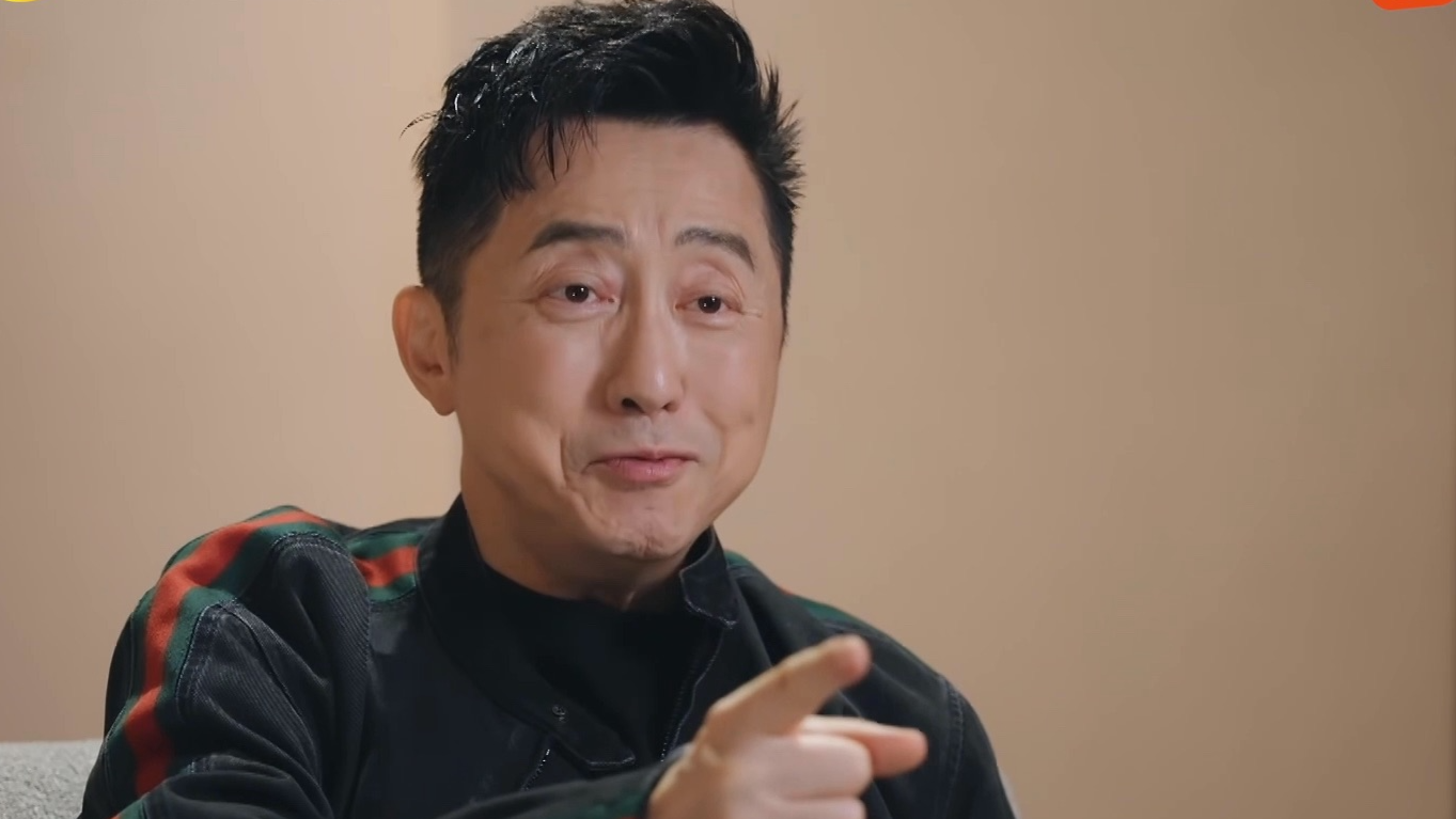 庾澄庆《歌手》首场遭淘汰，洪涛回应：难以理喻，他最大的魅力在玩音乐
