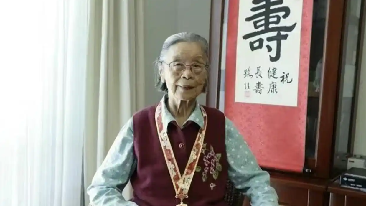 八路军女战士路佳逝世，享年103岁