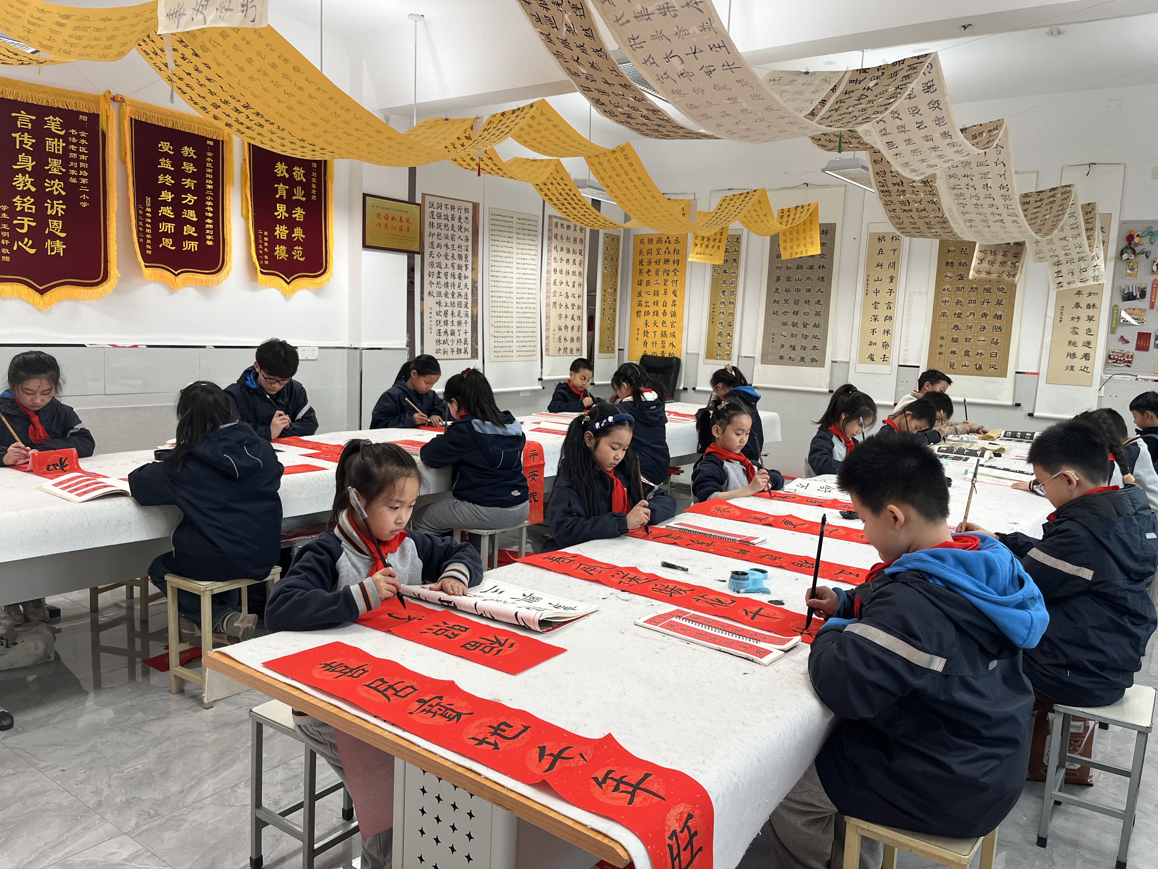 墨韵飘香迎六一 金水区南阳路第二小学书香满园