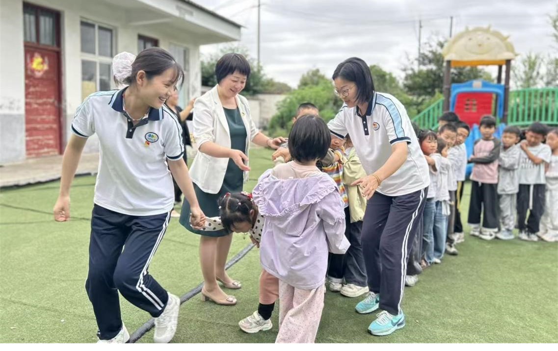 连续九年爱心守护 河南广电天泽幼儿园再赴上蔡县送教帮扶