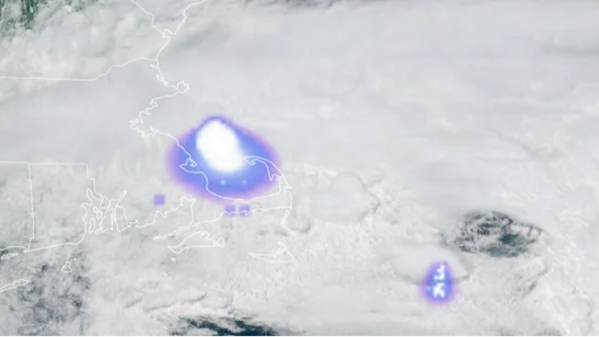 一颗流星在美国马萨诸塞州上空爆炸引发巨响