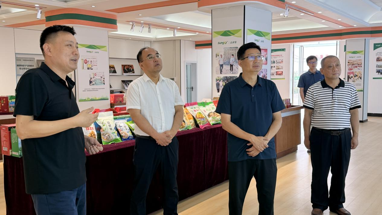 罗山县市场监管局开展“寻标对标追标”知识产权工作学习交流活动