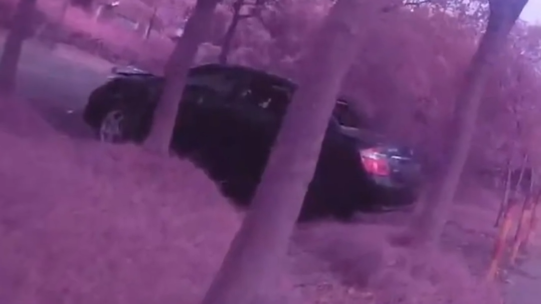 车主为省停车费将车停河边，一周后车不见了，竟被人当“废铁”卖了2500元