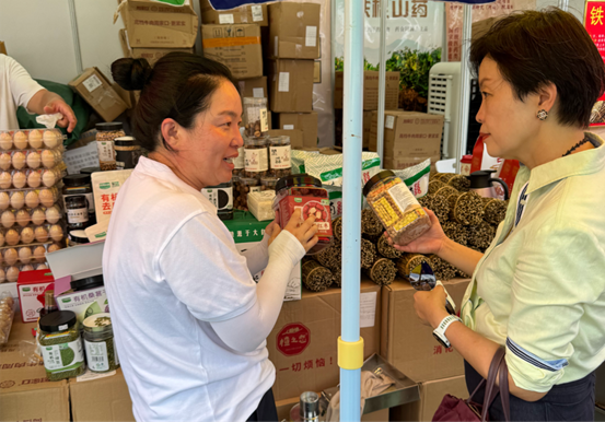 确山特色农产品受香港市民青睐
