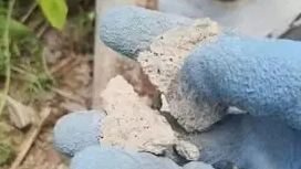 山东3亿北斗工程现“脆皮底座”一掰就碎 整改只刷水泥糊弄瞒天过海