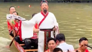 广东人真把“屈原”救上来了！叠滘龙船上惊现“屈原”