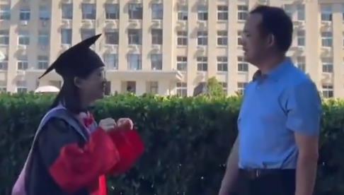 可可爱爱！博士和导师复刻西游记名场面