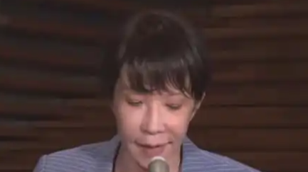 高市早苗紧急记者会上口齿不清、面色发红被质疑醉酒 事后称只是洗完澡没化妆