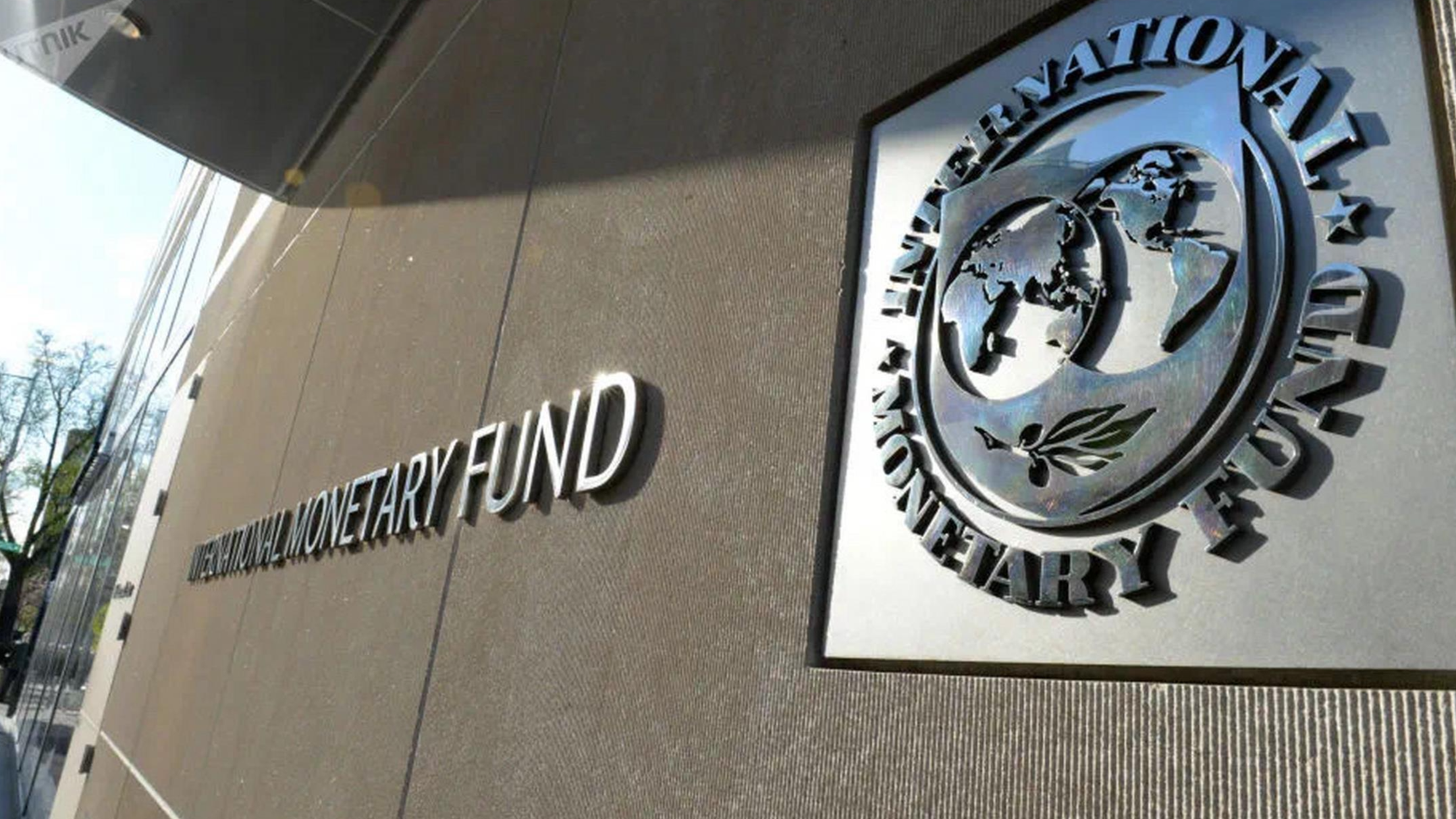 IMF下调世界经济增长预期，上调中国增长预期
