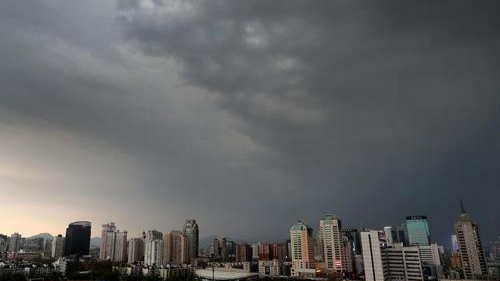 台风“巴威”强势逼近 大数据揭秘超强台风登陆规律